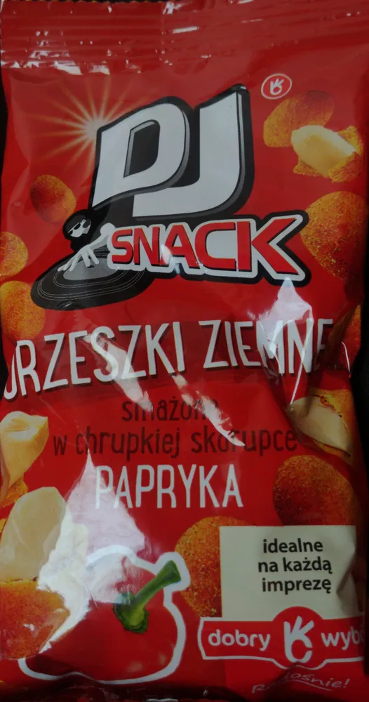 Orzeszki ziemne smażone w chrupkiej skorupce o smaku paprykowym