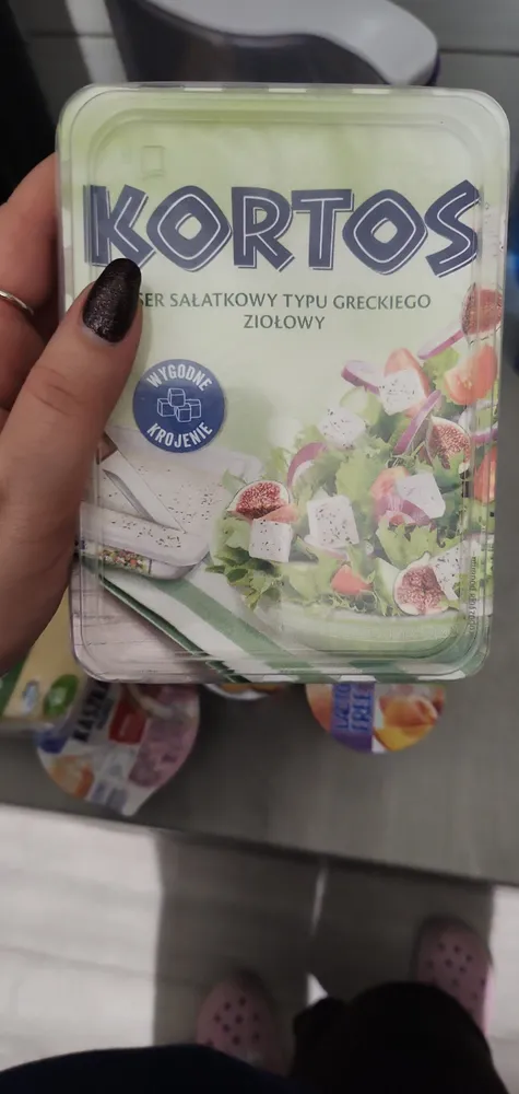 Ser sałatkowy typu greckiego