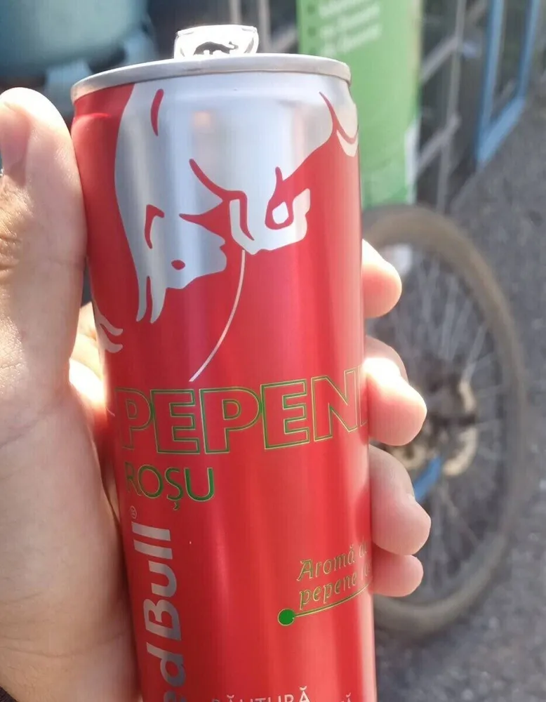 Red Bull Pepe Rosu