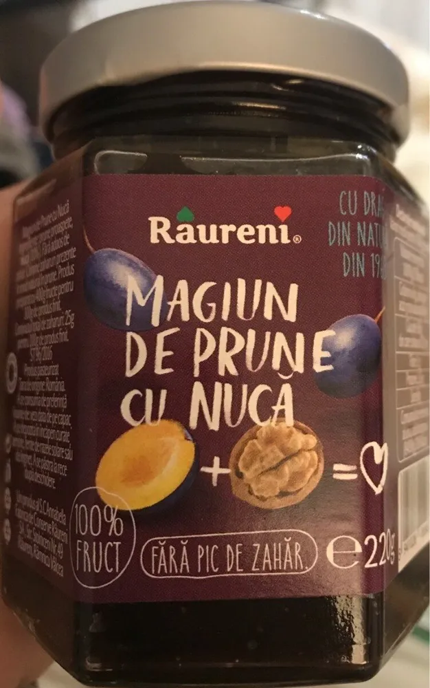 Raureni Plum butter with walnut 'Magiun'