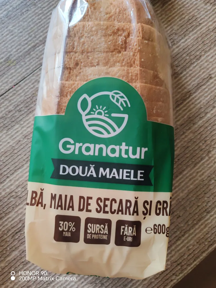 Paine Alba, Maia De Secara Si Grau