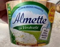 cremă de brânză proaspătă cu verdeață