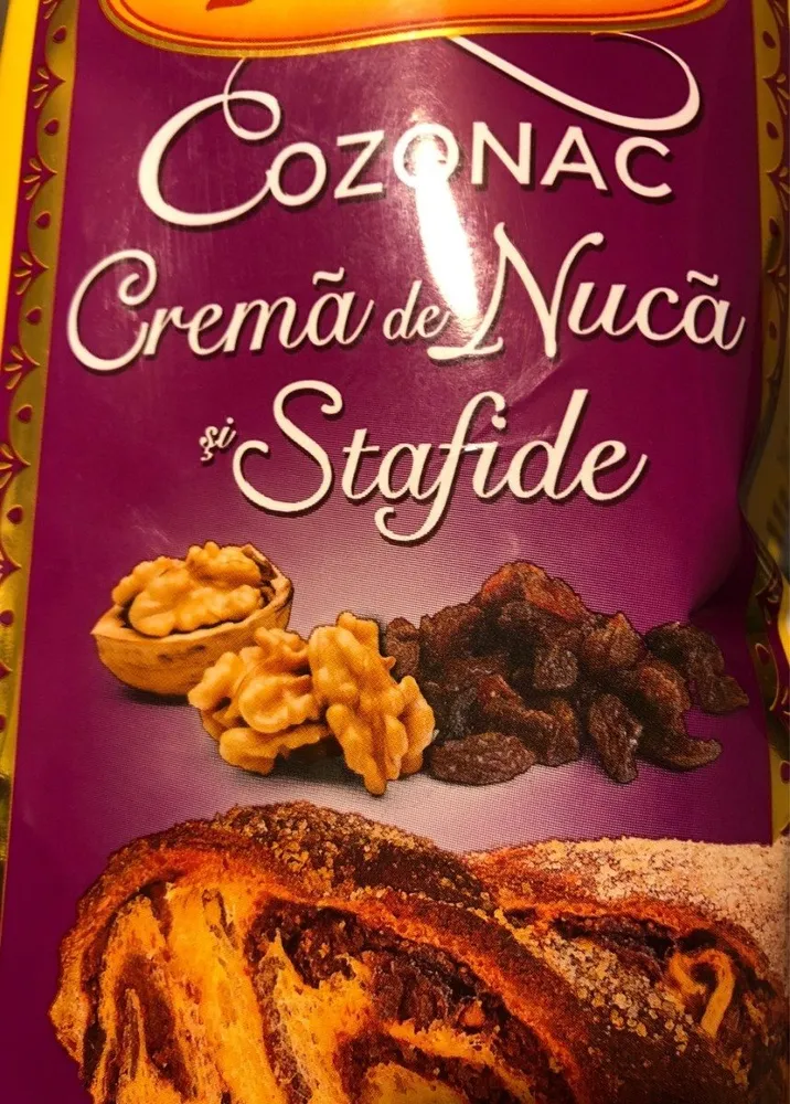 Cozonac Crema de Nuca si Stafide