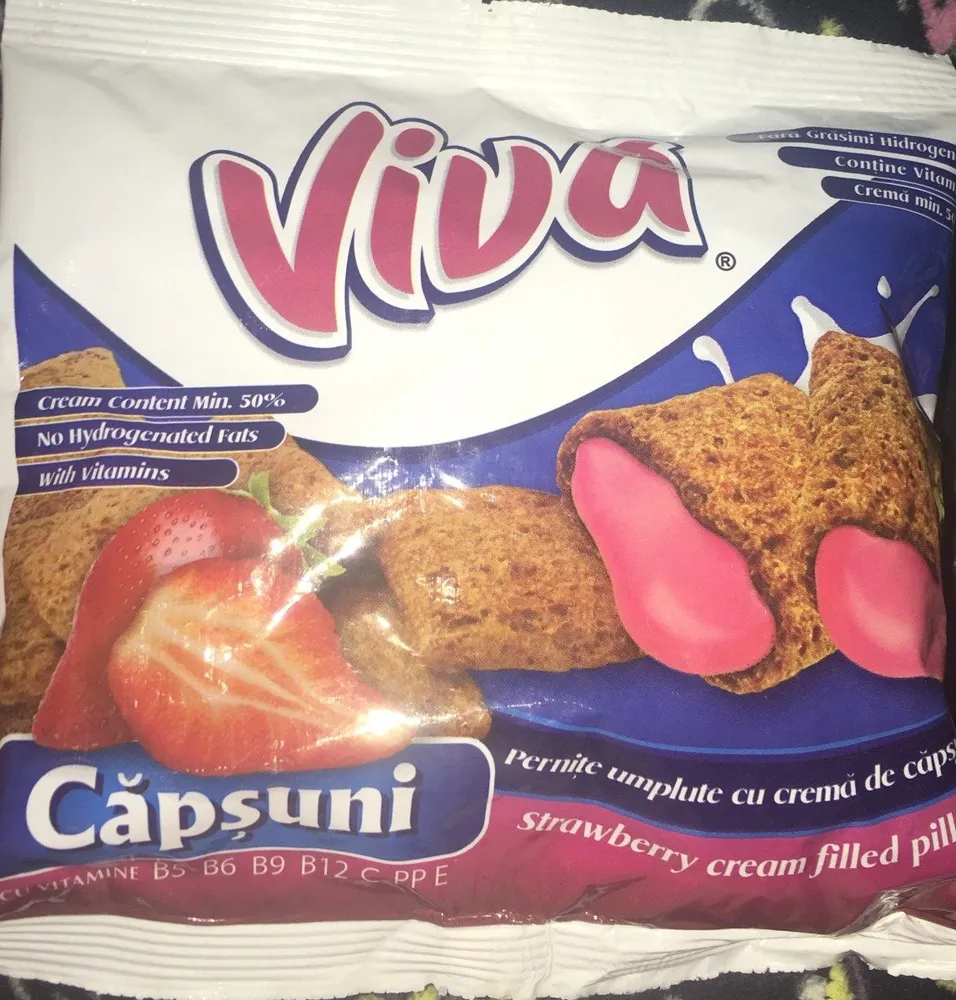 Viva Strawberry Cream Filled Pillows 100g