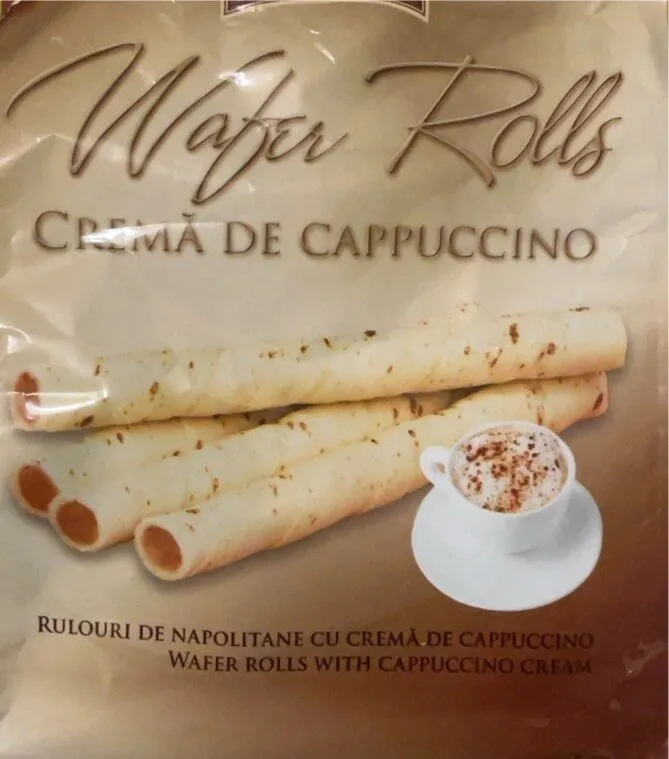 Crema de cappuccino wafer rolls