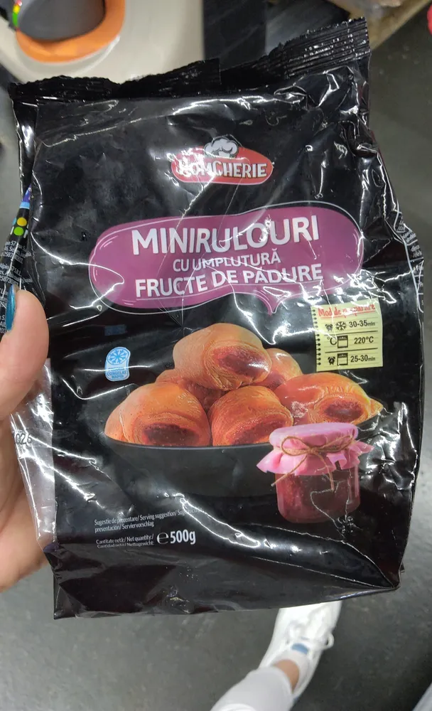 Minirulouri Cu Fructe De Padure
