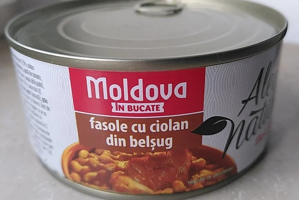 Bohnen mit geräucherten Schweinehaxen