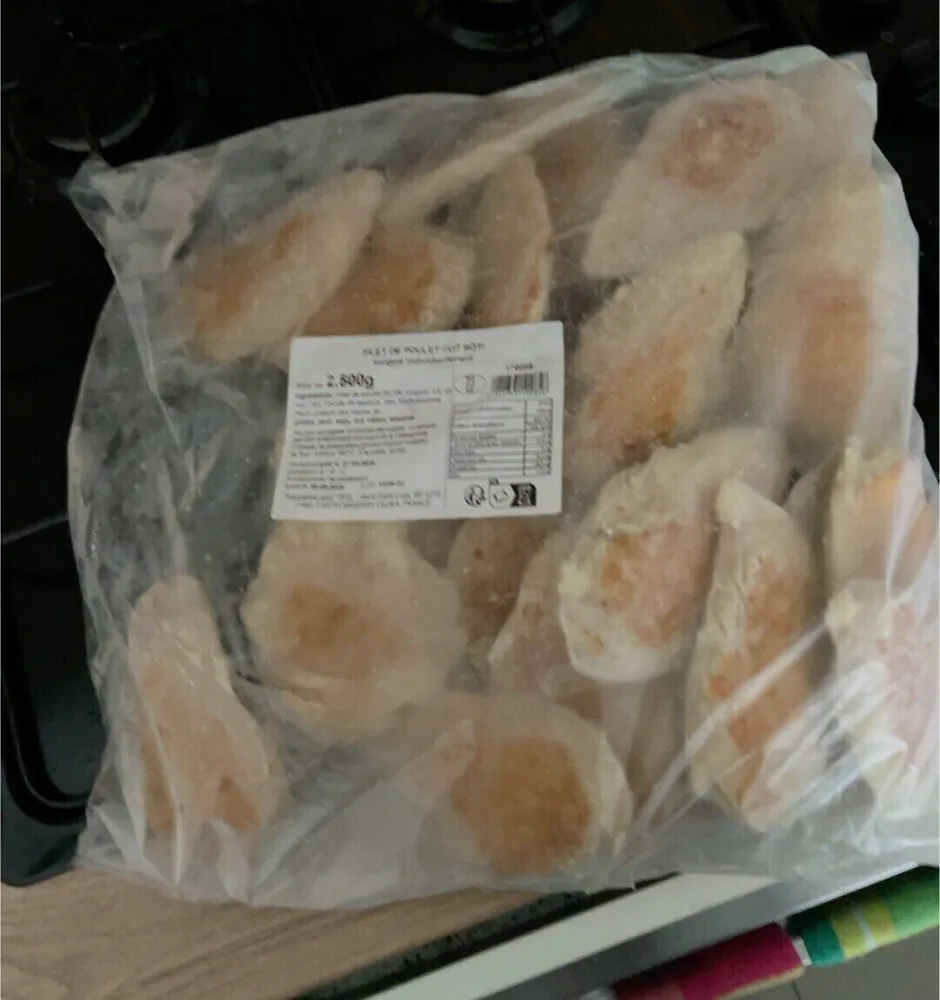 Filet de poulet cuit roti