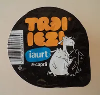 Trei iezi Iaurt de capra