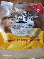 COVRIGEI FRĂGEZIȚI CU UNT