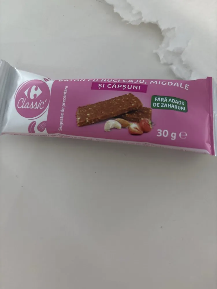 Baton Cu Nuci Caju, Migdale Si Capsuni