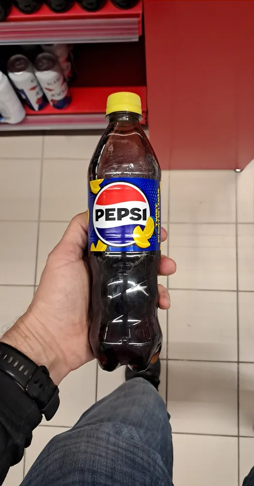 Pepsi Twist
