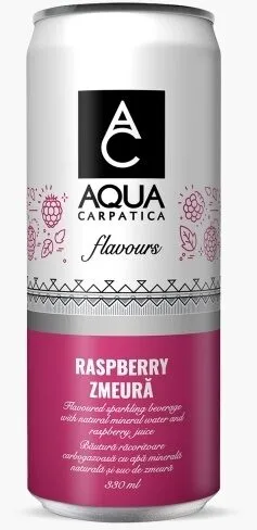 Flavoured sparkling beverage with natural mineral water and raspberry juice