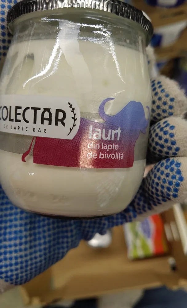Iaurt de lapte de bivoliță