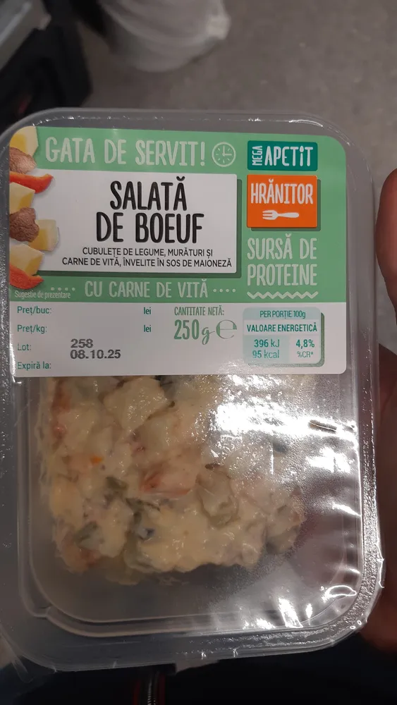 Salată de boeuf cu carne de vită