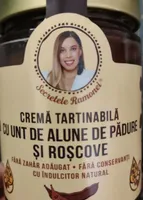 Crema tartinabila cu unt de alune de padure si roscove