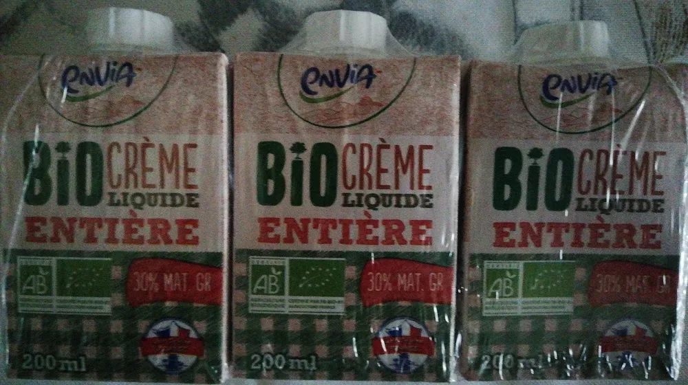 Crème liquide entière