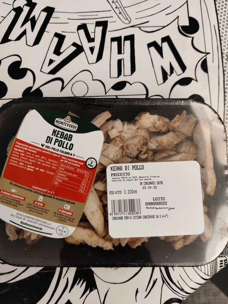 Kebab di pollo precotto