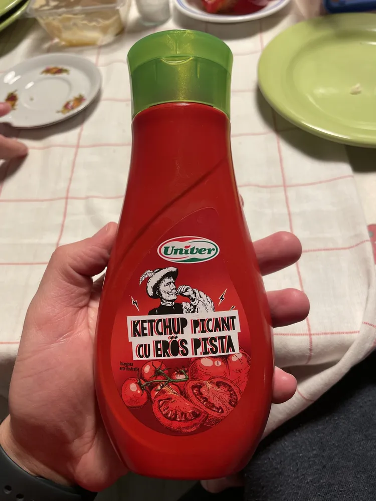 ketchup picant Univer