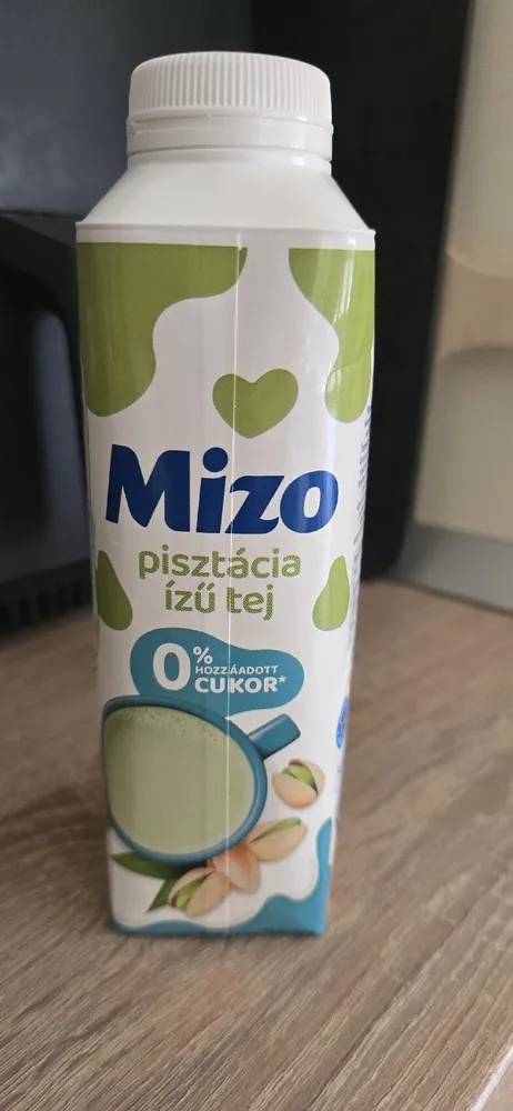 Pisztácia ízű tej