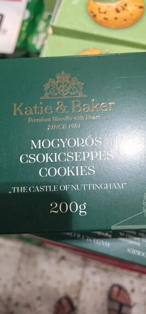 Mogyorós csokicseppes cookies