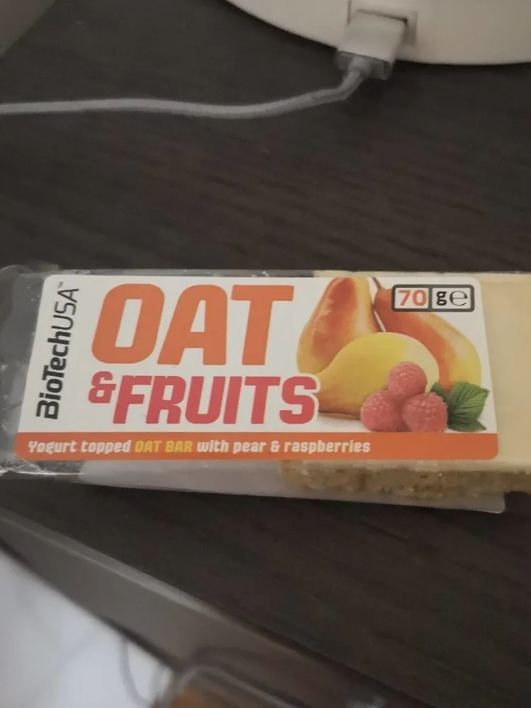 Oat and fruits