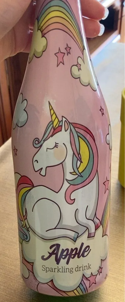 Apple Sparkling drink