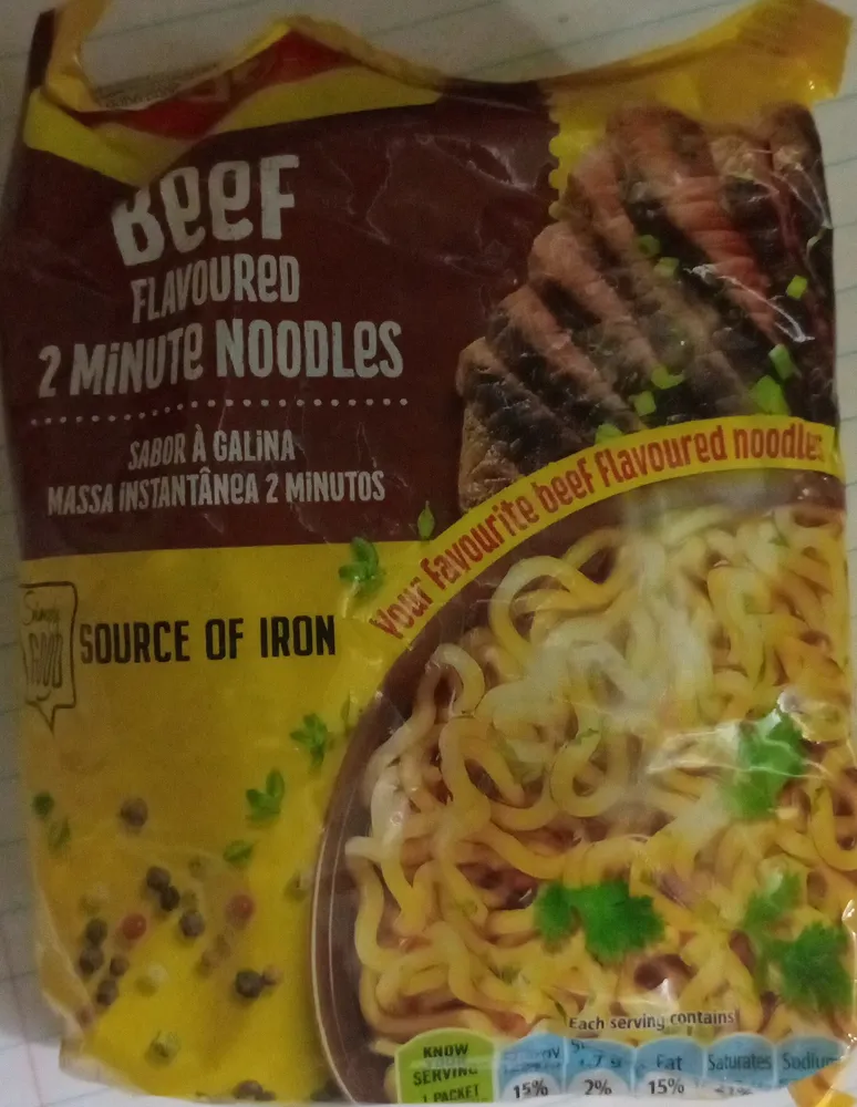 Beef flavoured 2 minute noodles