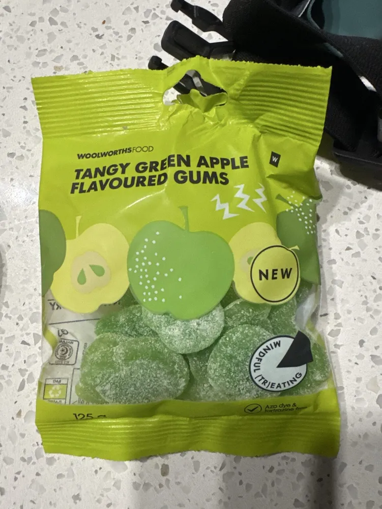 TANGY GREEN APPLE FLAVOURED GUMS