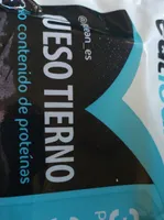 Queso tierno proteico