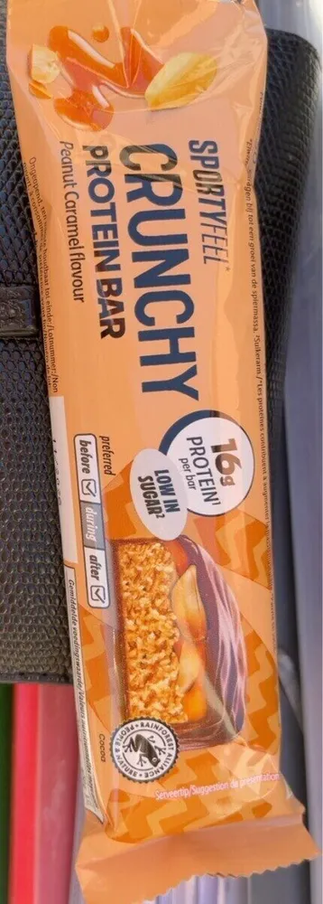 Crunchy protein bar