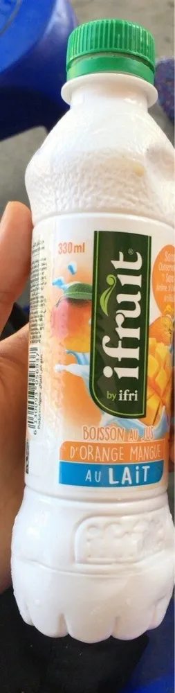 Boisson d'orange mangue au lait