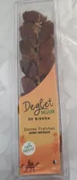 Dattes fraîches avec noyaux