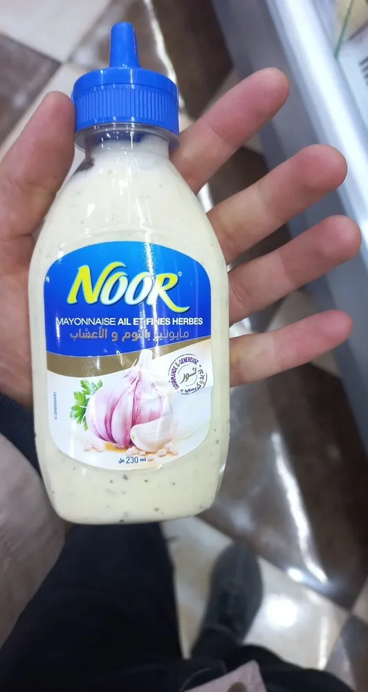 نور مايوناز بالثوم والأعشاب