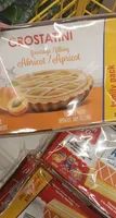Tartelettes avec fourrage à l'abricot.