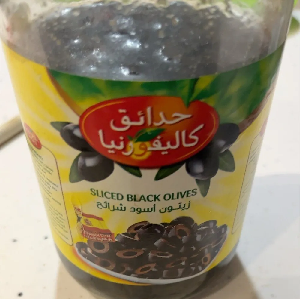 Sliced black olives