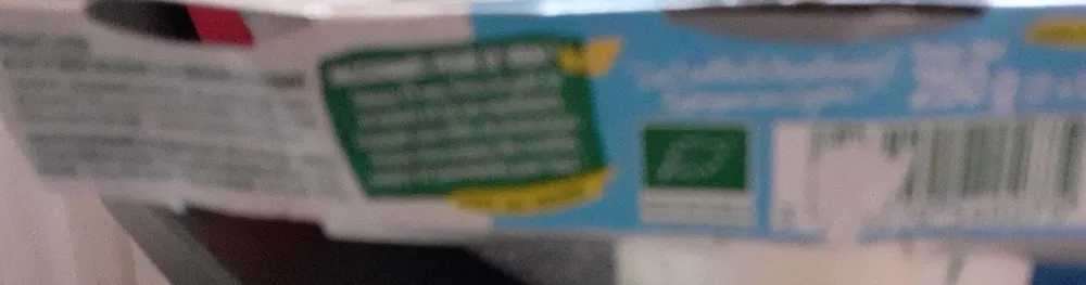 Yaourt brebis sur lit de châtaignes