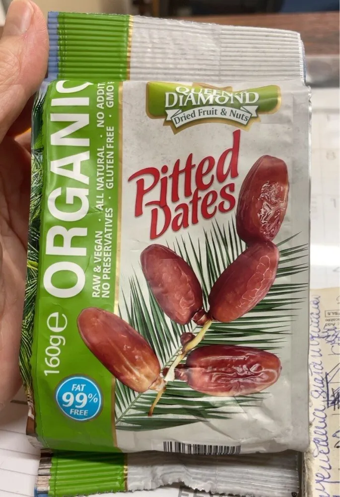Pitted dates