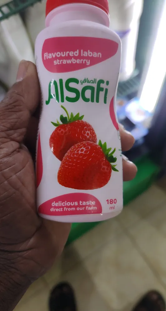 Alsafi flavored laban strawberry