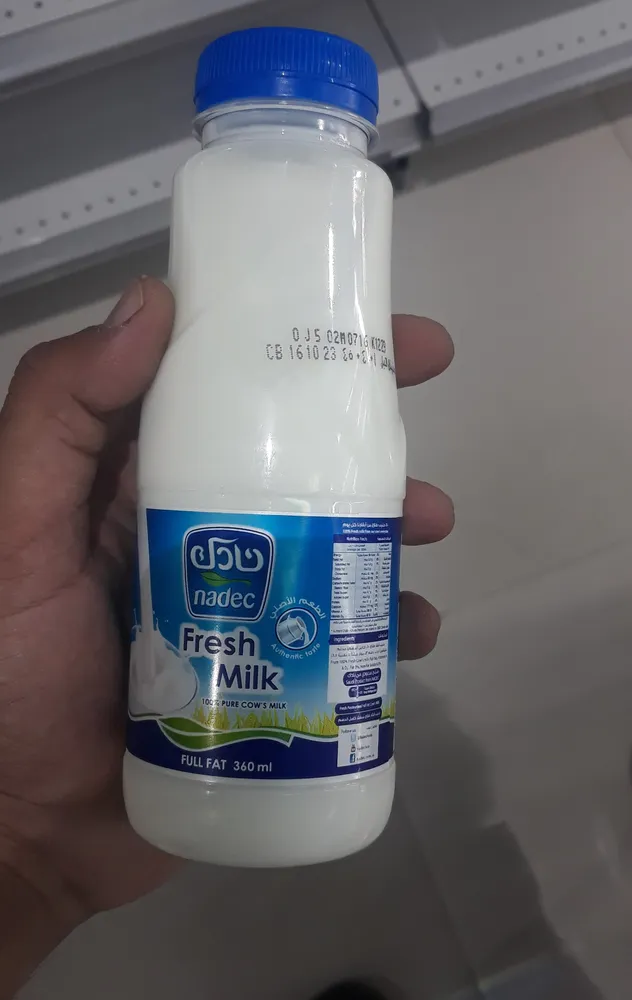 Nadec fresh milk full fat