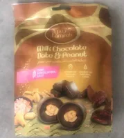 Milk chocolate date & peanut