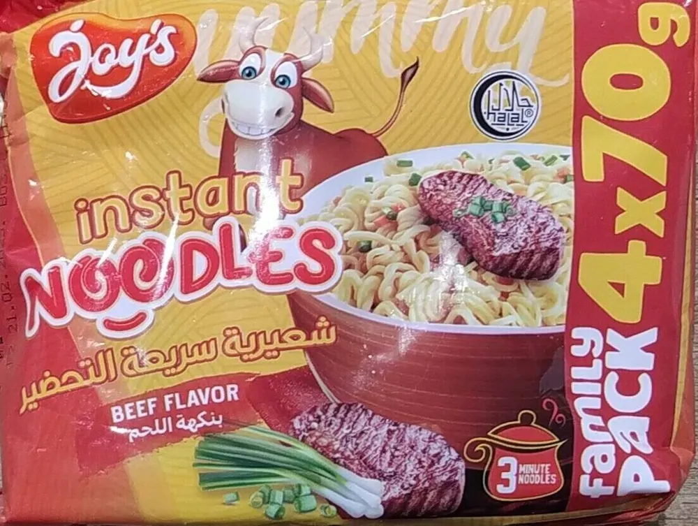 Instant noodles beef flavor