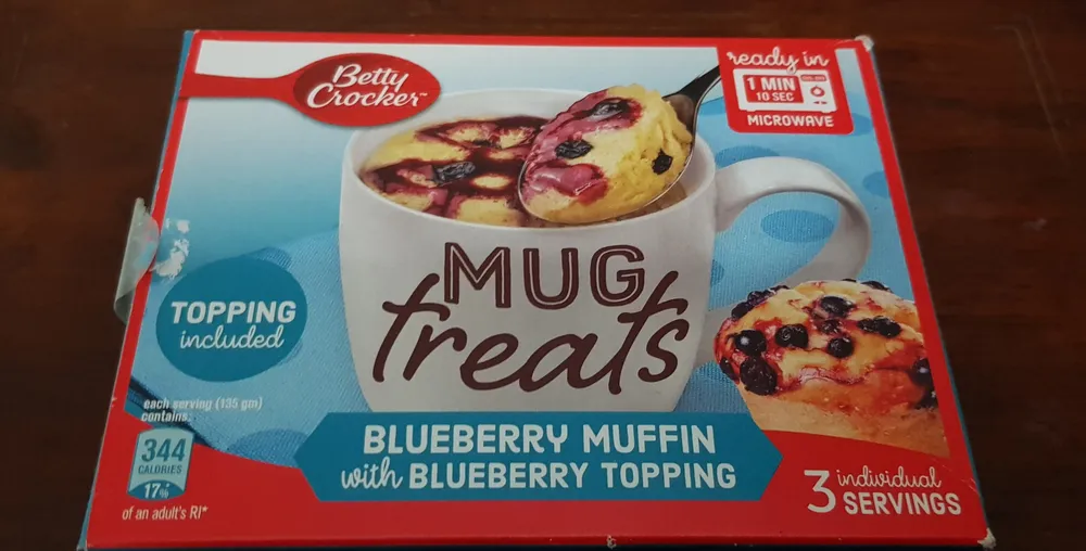 Mug treats - blueberry muffin with blueberry topping