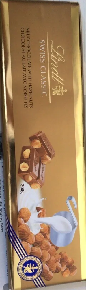 Chocolat au lait avec noisettes