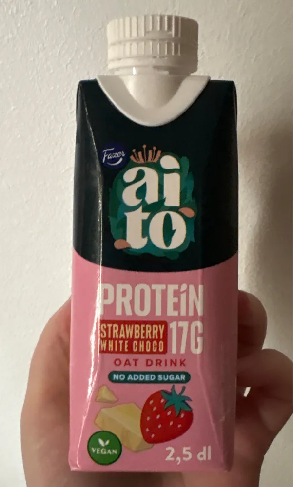 Protein strawberry white choco oat drink