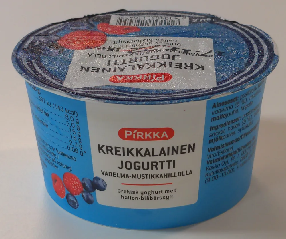 Kreikkalainen jogurtti vadelma- ja mustikkahillolla