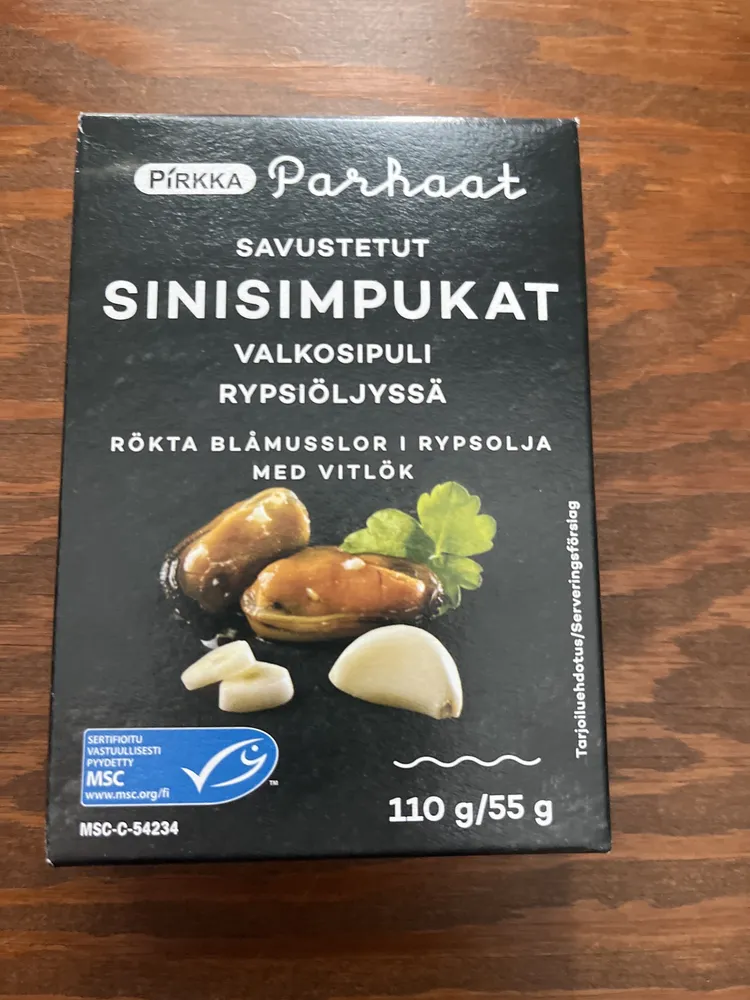Savustetut sinisimpukat valkosipuli rypsiöljyssä