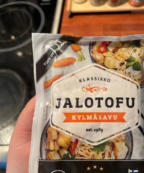 Kylmäsavu tofu
