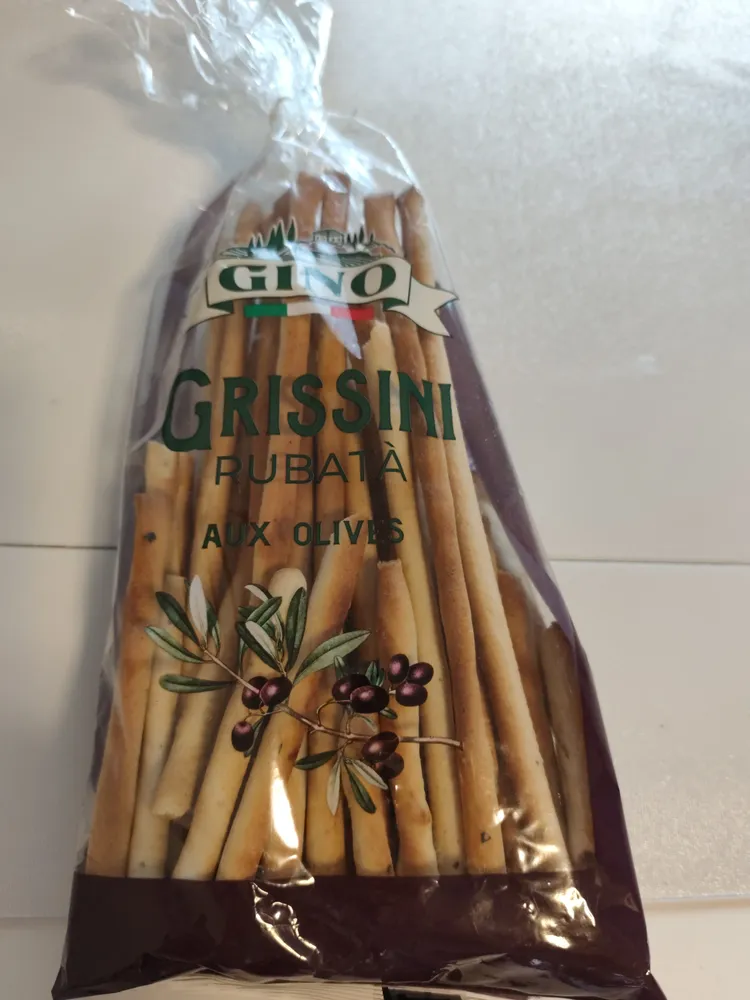 Grissini rustici alle olive