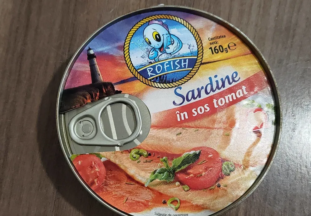 Sardine in sos tomat (sardine in sugo al pomodoro)